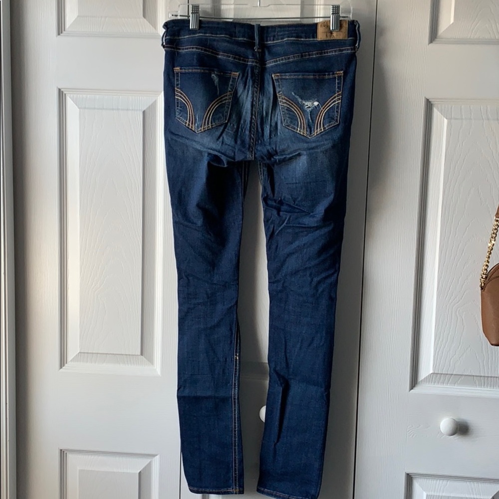 Hollister ripped jeans! - Picture 2 of 3